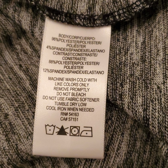 NWOT Patchwork Sleeve Athletic Cardigan EUC - Picture 6 of 6